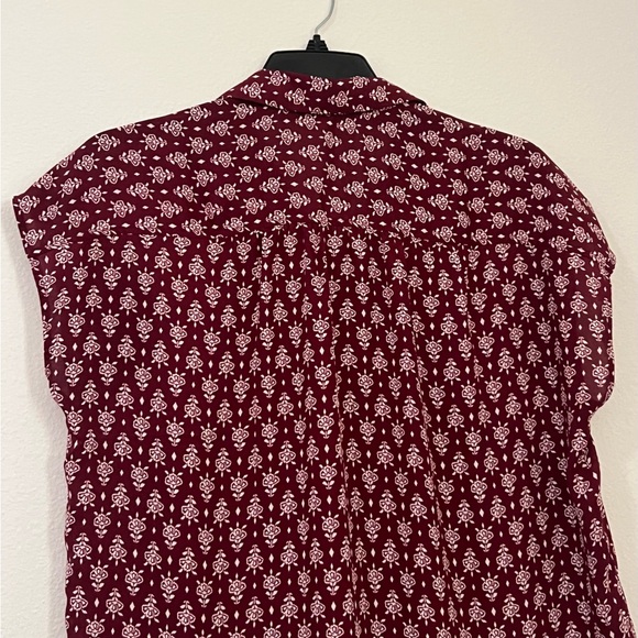 LOFT Burgundy Printed Lightweight Short-Sleeve Button-Down Shirt, Size L - Picture 7 of 8